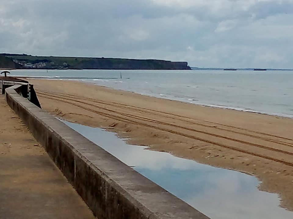 Maison Renovee En Pierres Avec Jardin Près Omaha Beach&bayeux à 5mn De Port En Bessin